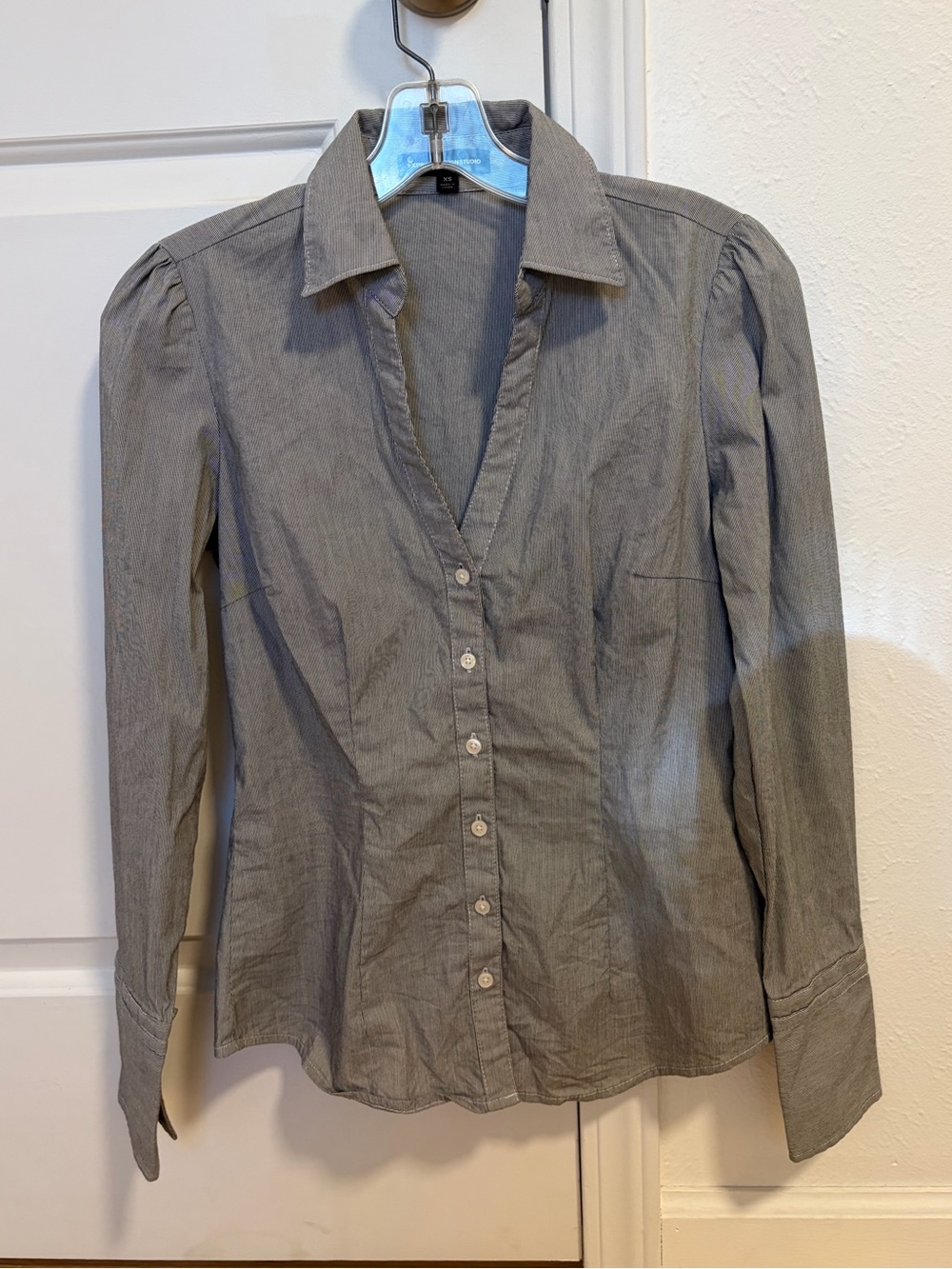 Express Women's Gray Button-Down Shirt